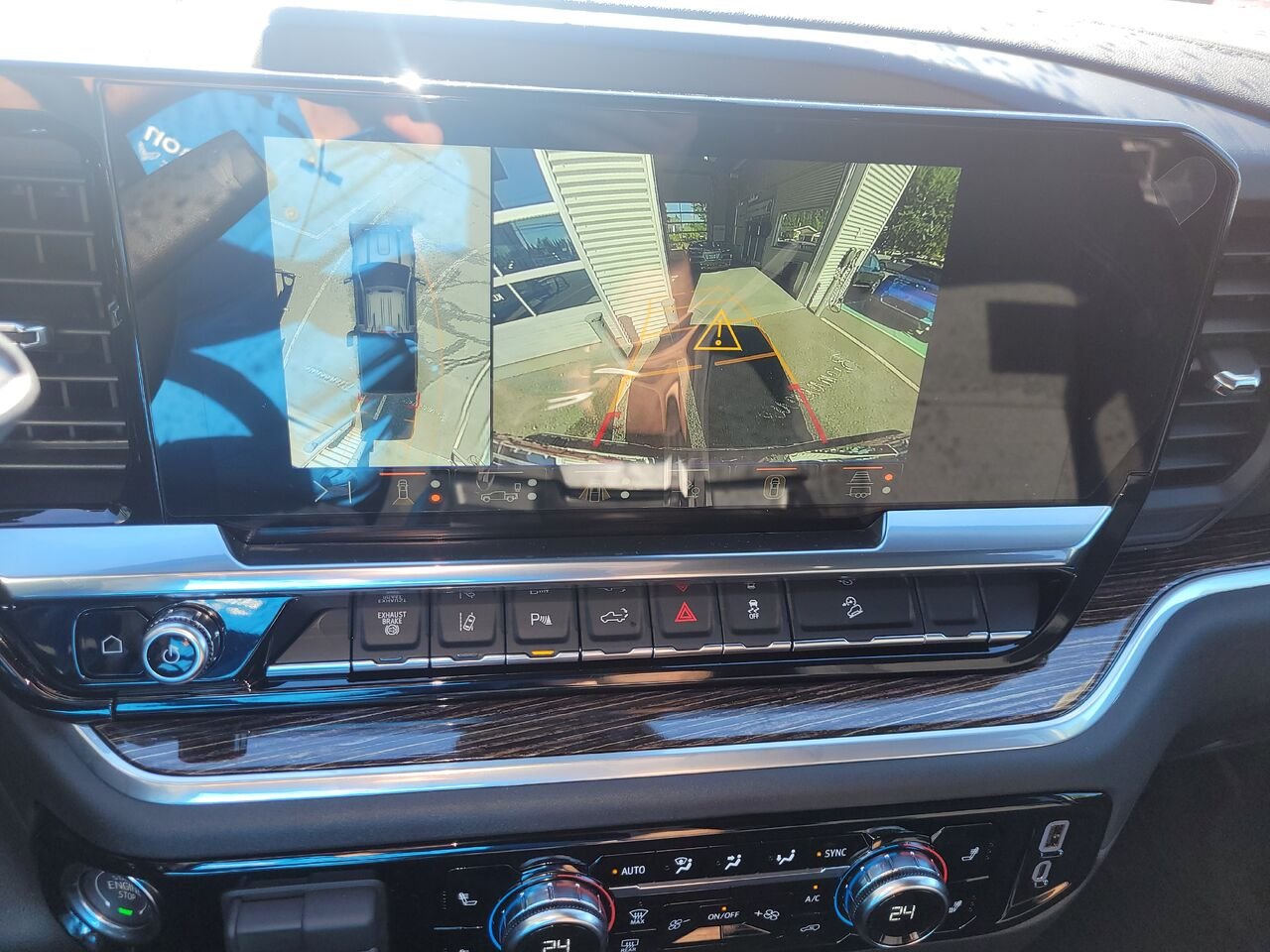 GMC Sierra 2500HD SLE cabine multiplace 4RM 159 po 2026 NOIR ONYX Thetford Mines - photo #9