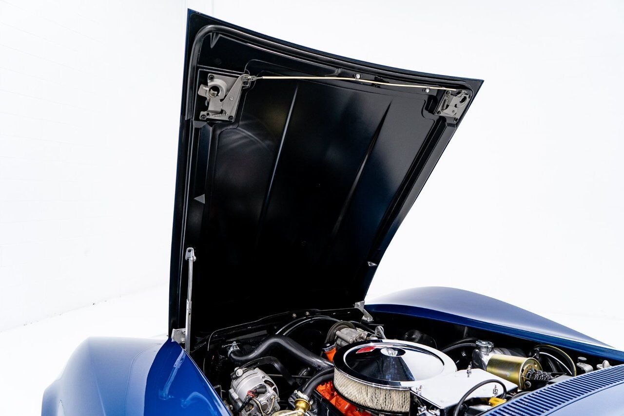 Chevrolet Corvette *PRIX EN USD* Matching numbers Top flight with extensive documentation 1968 Bleu Montréal - photo #98