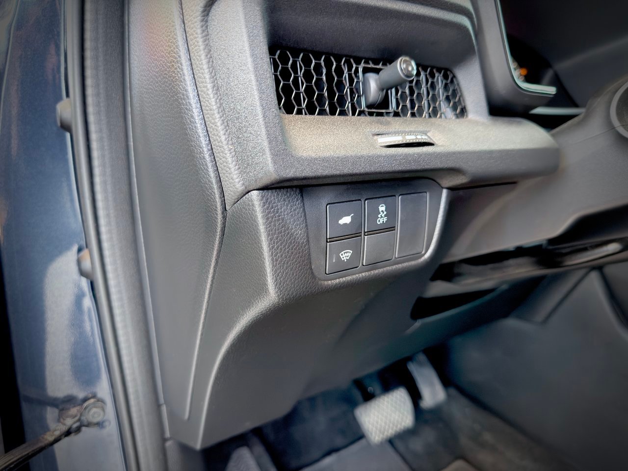 2024 Honda CR-V Hybrid Blue Notre-Dame-des-Prairies - photo #16