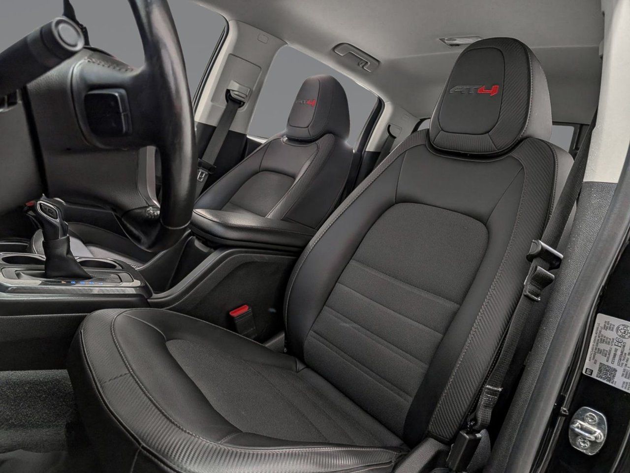 2022 GMC Canyon AT4 4RM avec tissu Saint-Eustache - photo #8