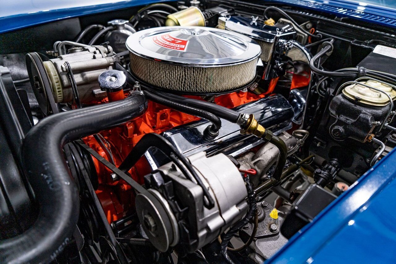 Chevrolet Corvette *PRIX EN USD* Matching numbers Top flight with extensive documentation 1968 Bleu Montréal - photo #17
