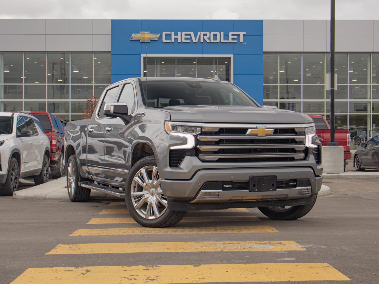 2024 Chevrolet Silverado 1500 4WD Crew Cab 157 High Country Grey Sherwood Park - photo #1