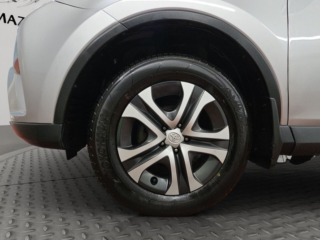 2017 Toyota RAV4 Traction intégrale 4 portes LE, caméra de recul, sièges chauffant, commande audio au volant Grey Val-David - photo #25
