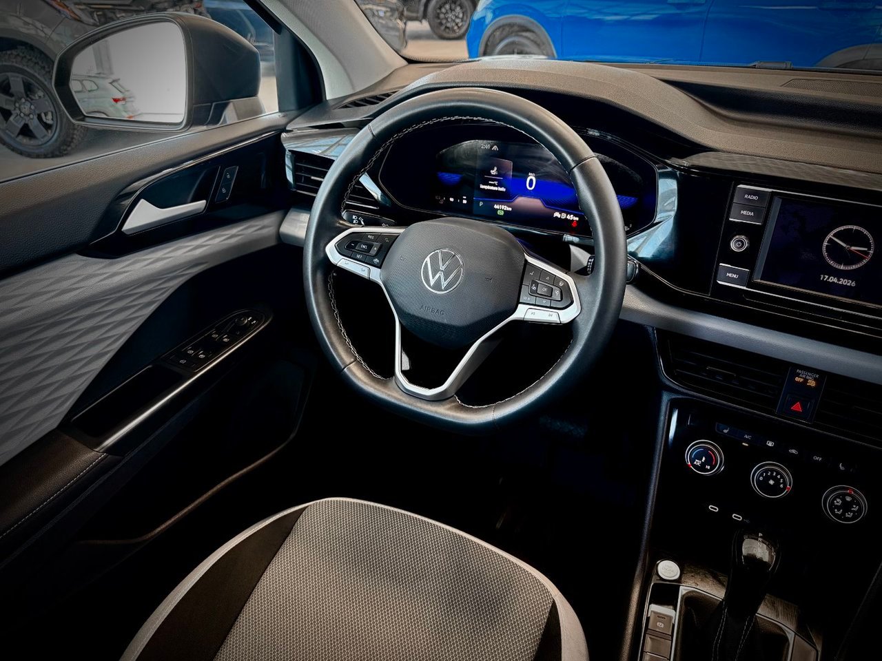 Volkswagen Taos 2024 Noir Notre-Dame-des-Prairies - photo #19
