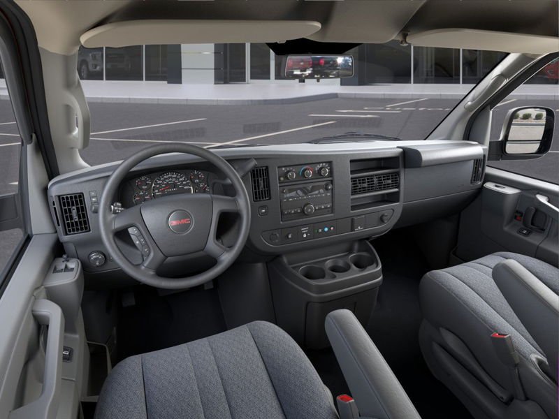 2024 GMC Savana Cargo Van Onyx Black Saint-Eustache - photo #14