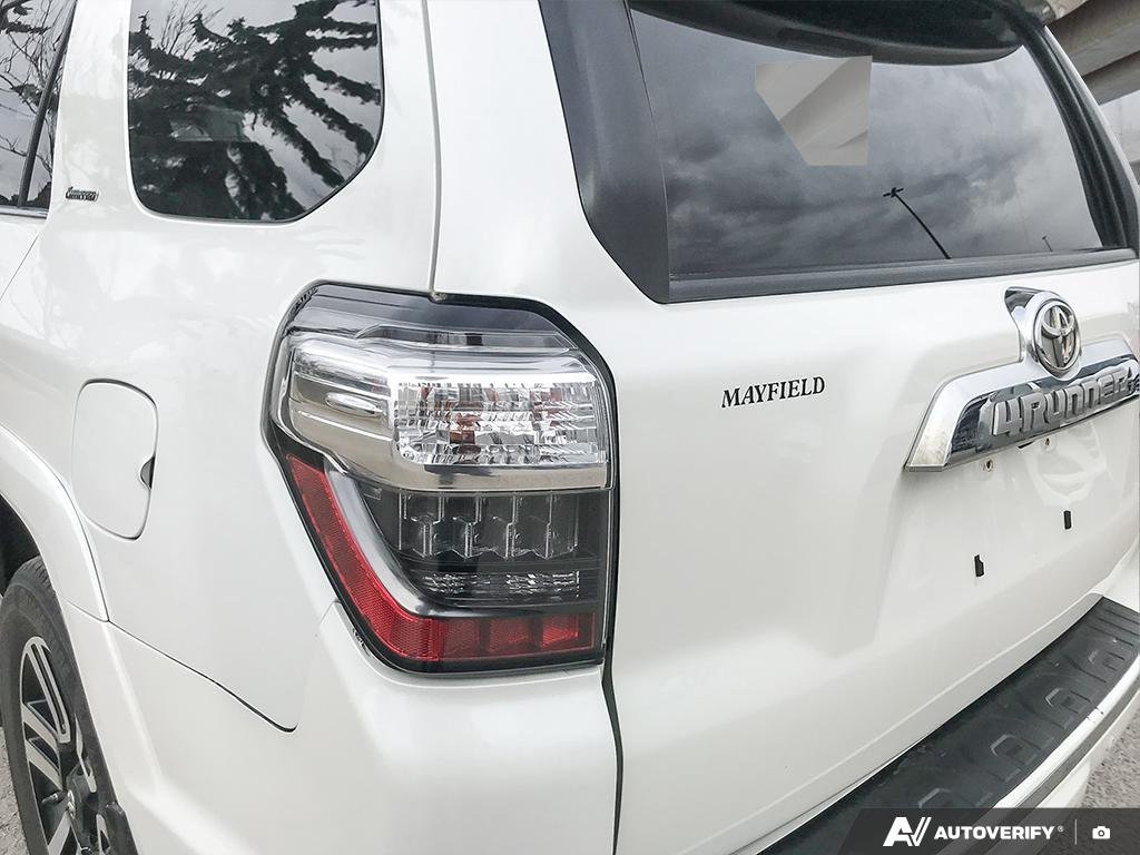 2017 Toyota 4Runner 2600678A | SR5 White Edmonton - photo #10