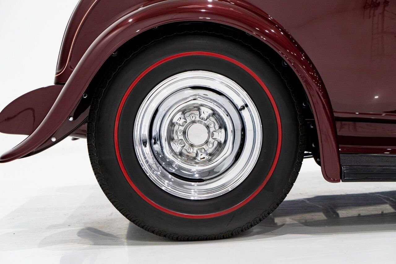 1932 Ford Highboy Lobeck creation spectacular presentation **PRICE IN USD** Red Montreal - photo #41