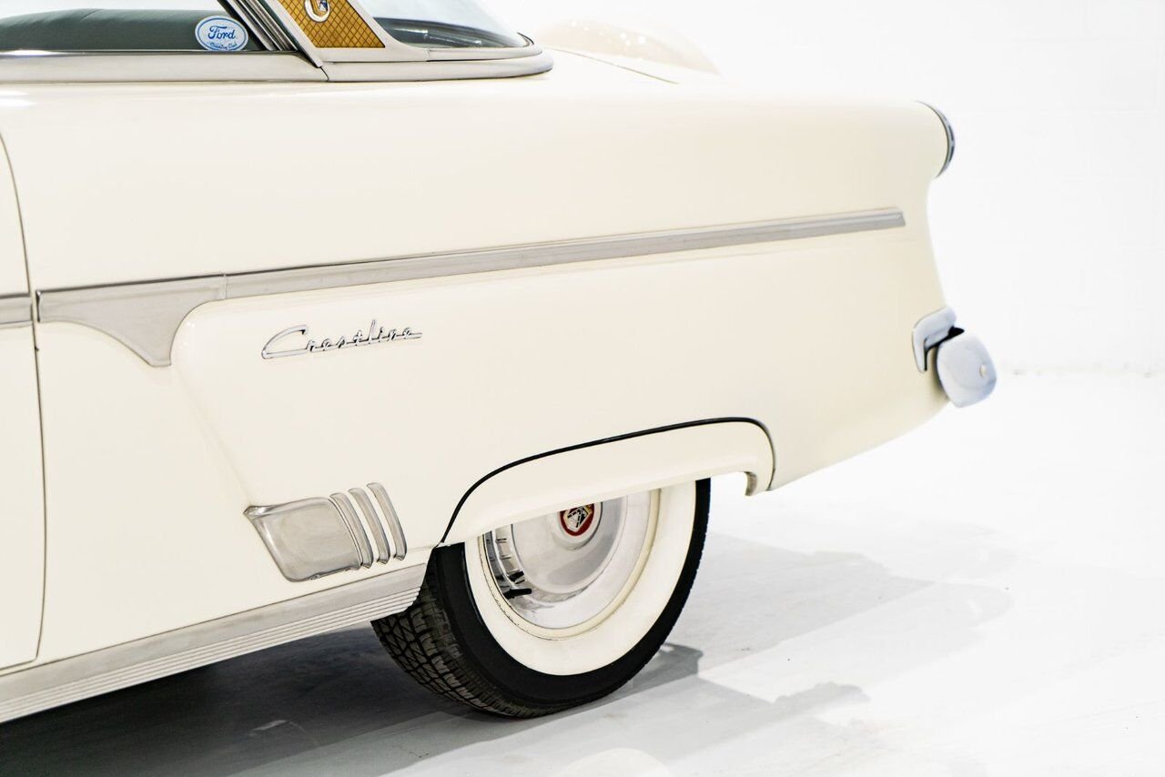 1954 Ford Crestline Skyliner rare glass top long term ownership White Montreal - photo #4