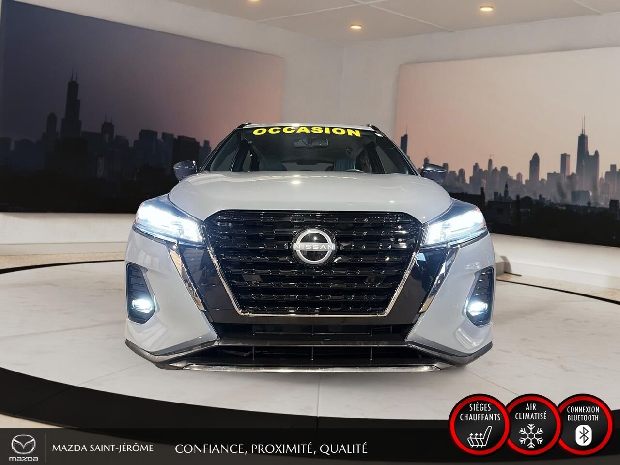 Nissan Kicks SR | DÉMARREUR À DISTANCE | AIDE AU STATIONNEMENT | MAGS NOIR 2023 Gris Saint-Jérôme - photo #2