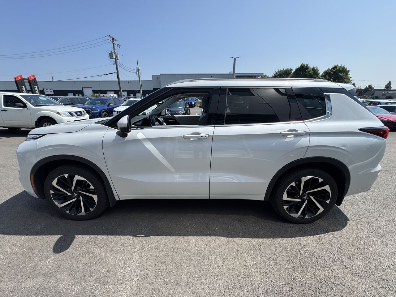 Mitsubishi Outlander 2024