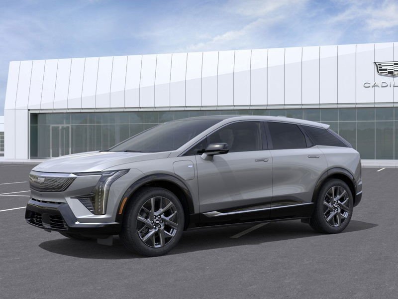 2025 CADILLAC OPTIQ Luxury Argent Silver Metallic Saint-Eustache - photo #1