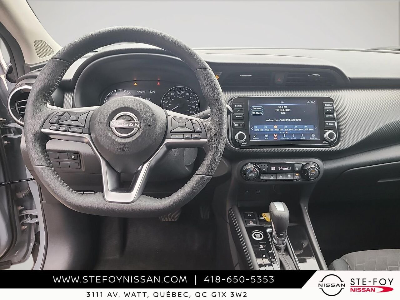 Nissan Kicks SV TA 2024 Gris Ste-Foy - photo #13