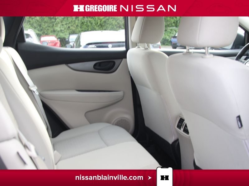 Nissan Qashqai 2022 Bleu Laval - photo #24