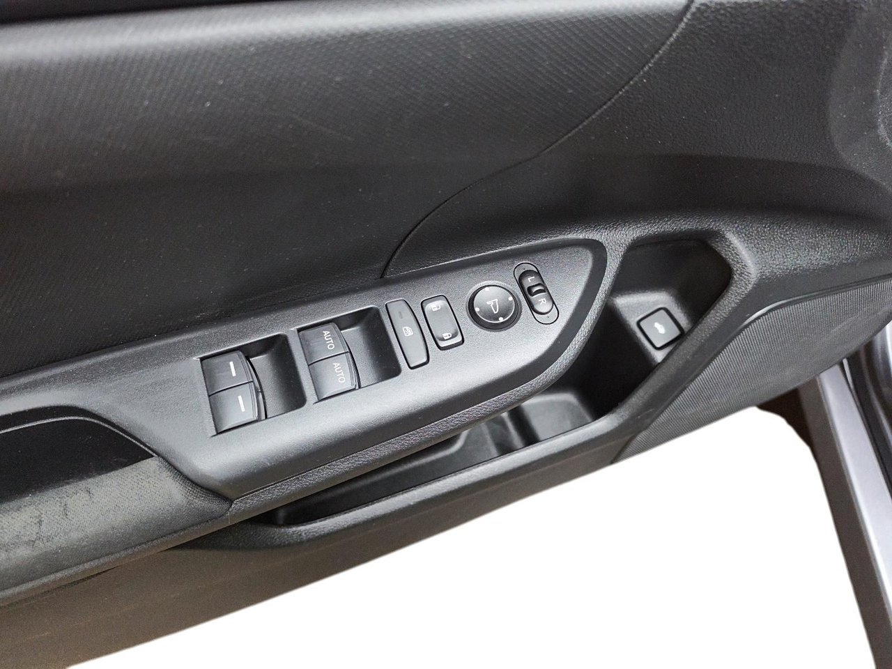 Honda Civic NIV 2HGFC2F54KH003046 2019 Chicoutimi - photo #11