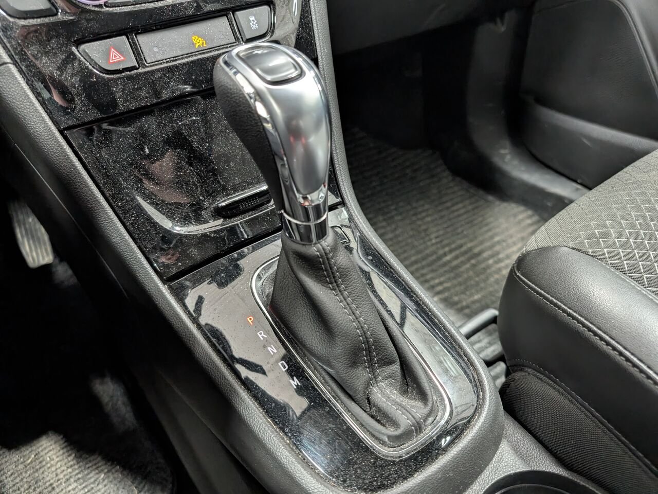 2020 Buick Encore KL4CJ2SB0LB037198 Red Sherbrooke - photo #19