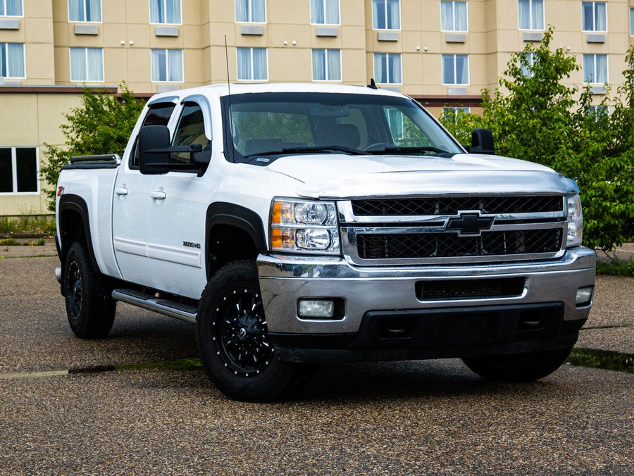 2011 Chevrolet Silverado 3500HD 2011 White
