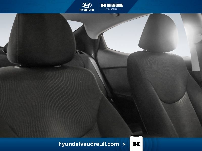 2016 Hyundai Elantra White Laval - photo #29