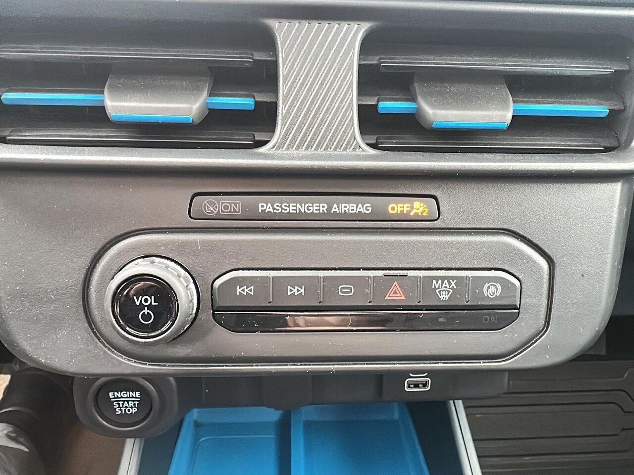 Ford Maverick 2025 Noir Rouyn-Noranda - photo #15
