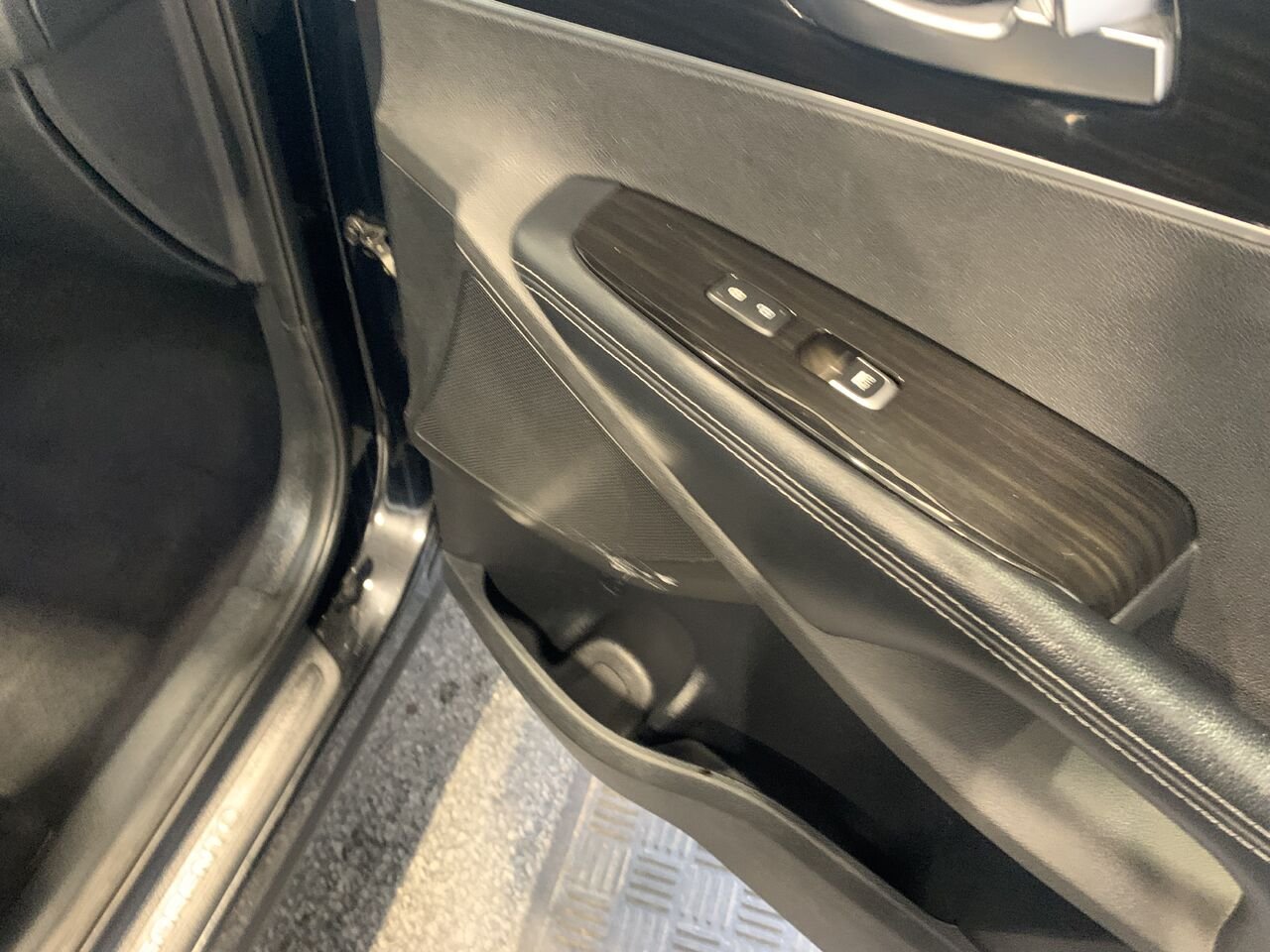 2020 Kia Sorento EX SORENTO EX Black Châteauguay - photo #17