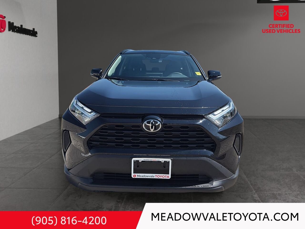 2025 Toyota RAV4 Sunroof, Power Drivers Seat, Heated Front Seats and Steering Wheel, Power Trunk, 17" Alloy's Midnight Black Metallic Mississauga - photo #30