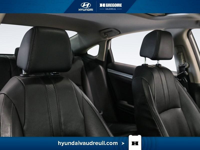 2016 Honda Civic White Laval - photo #32