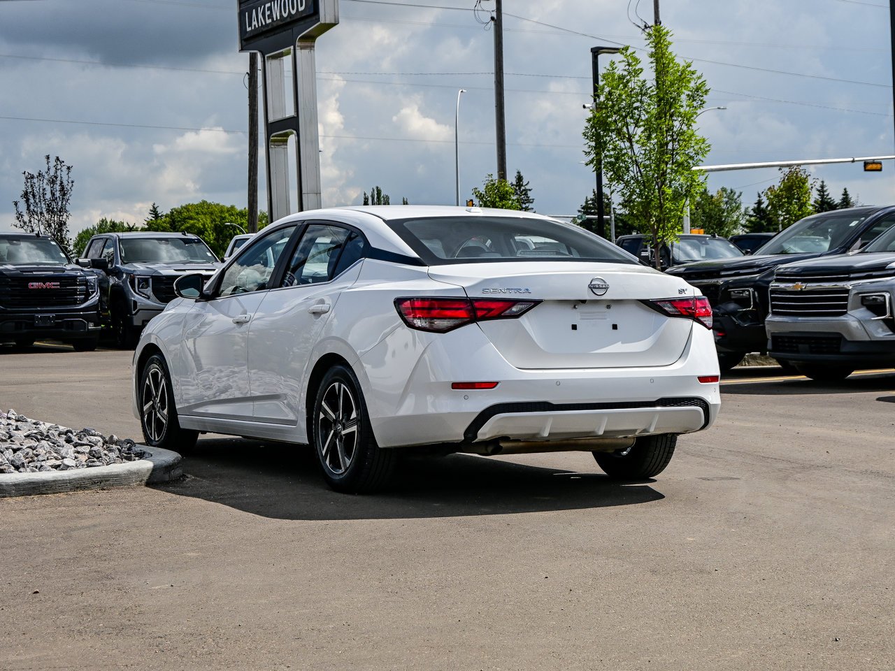 2024 Nissan Sentra SV CVT White Sherwood Park - photo #10
