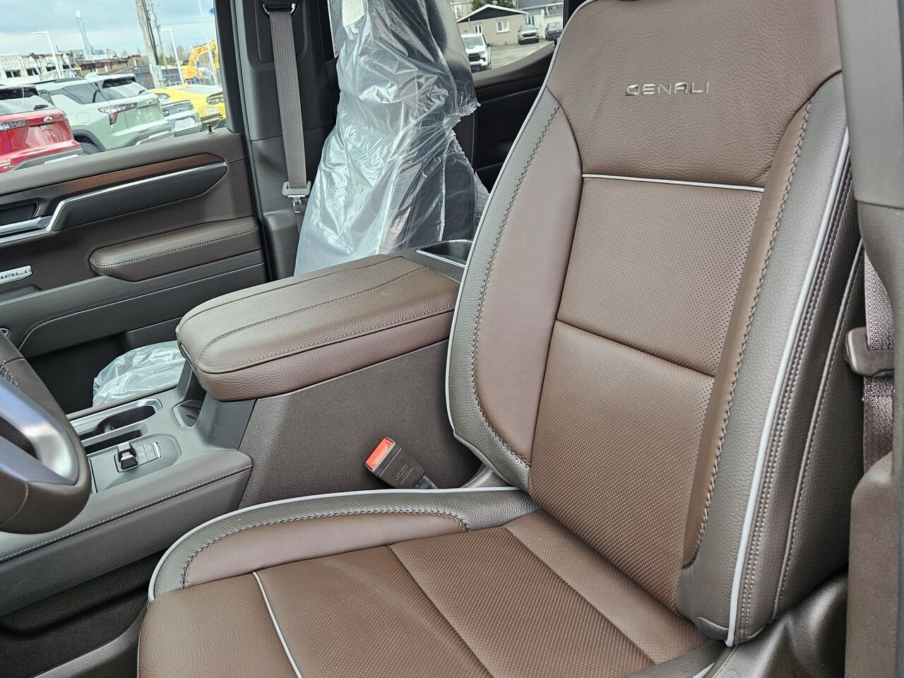 GMC Sierra 1500 Denali cabine multiplace 4RM 147 po 2026 Noir onyx Thetford Mines - photo #14
