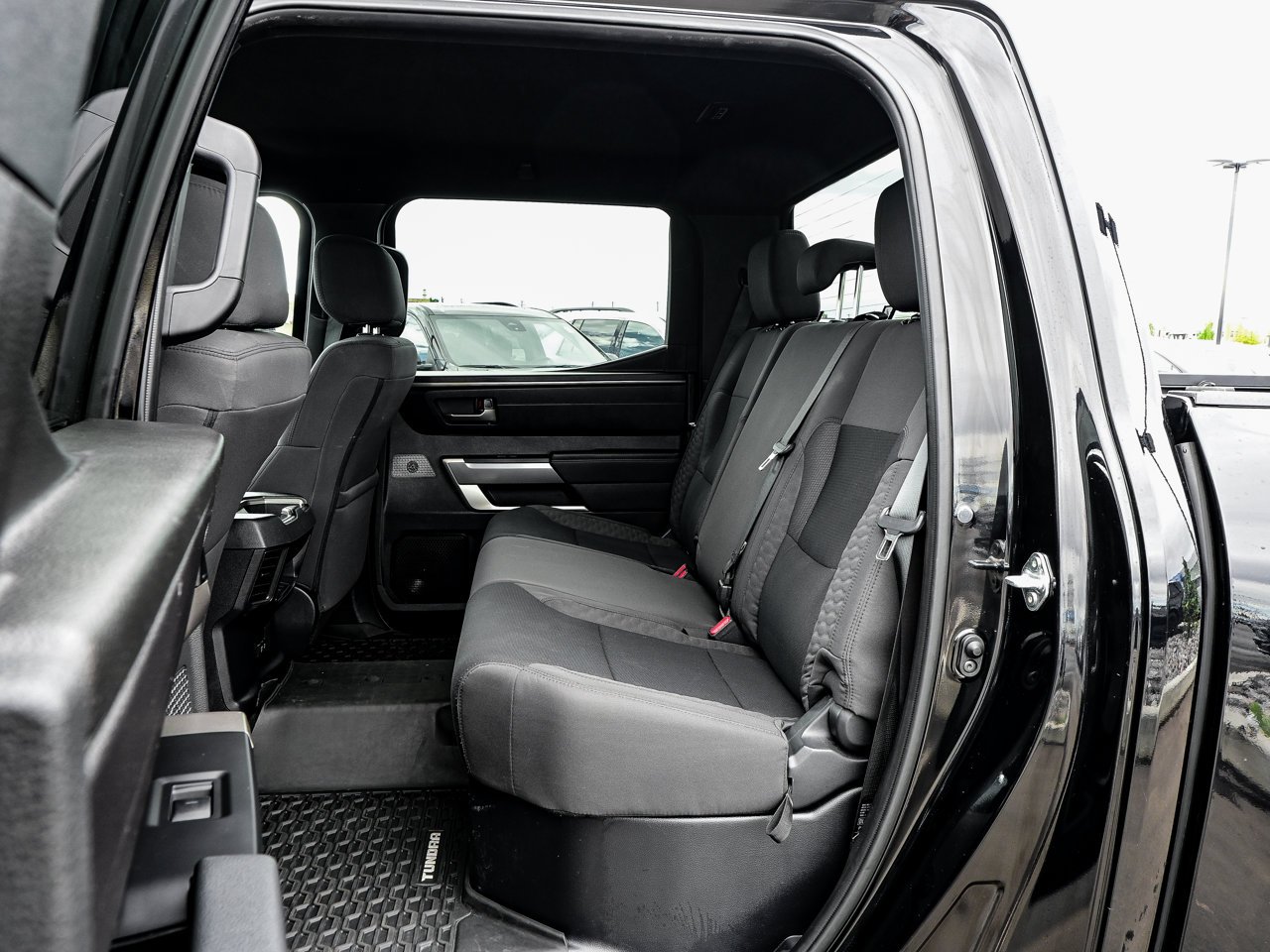 2025 Toyota Tundra 4x4 Crewmax SR Black Sherwood Park - photo #31