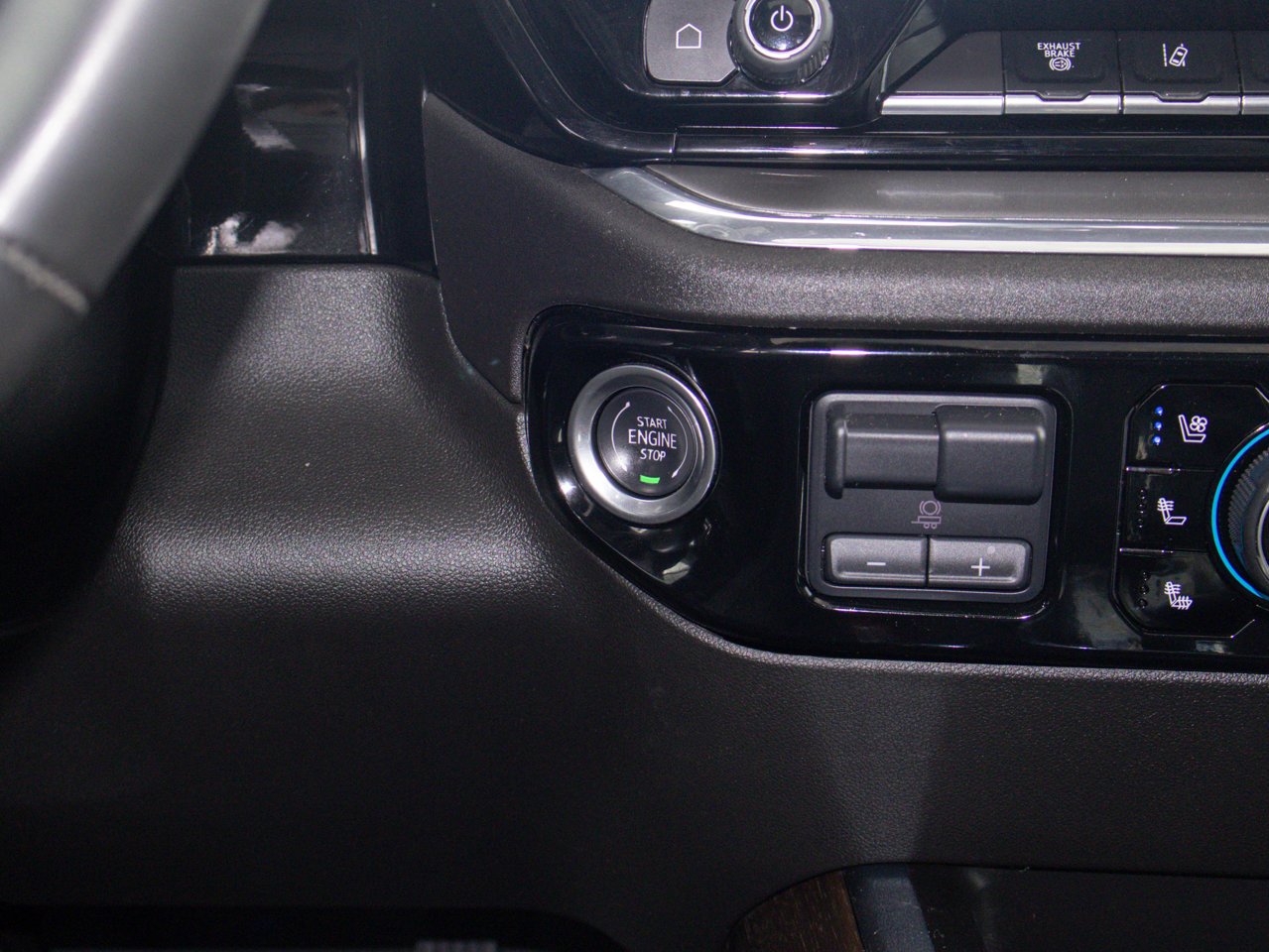 2024 Chevrolet Silverado 3500HD 4WD Crew Cab 159 High Country Black Sherwood Park - photo #27