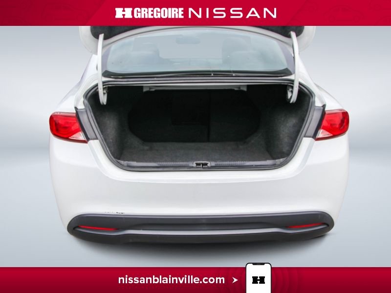 Chrysler 200 2015 Blanc Blainville - photo #24
