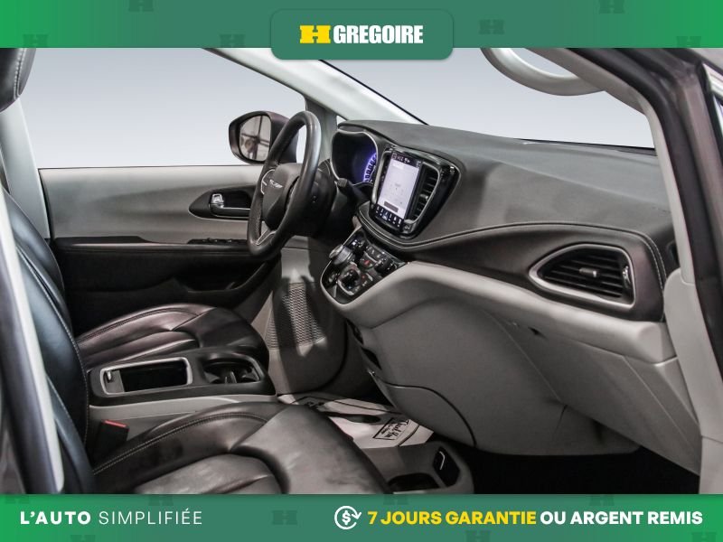Chrysler Pacifica 2023 Gris Saint-Eustache - photo #32
