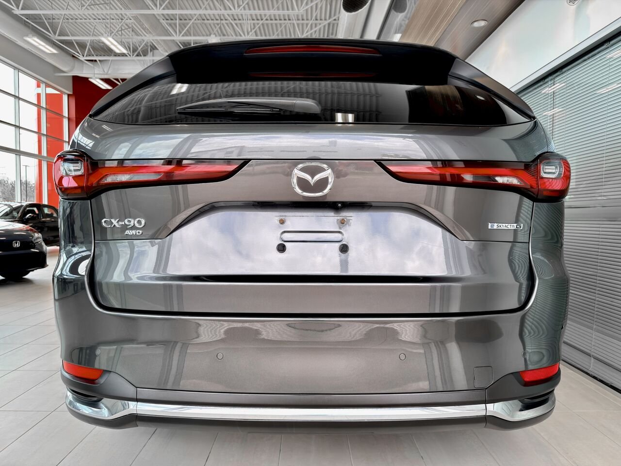 Mazda CX-90 hybride léger 2024 Noir Notre-Dame-des-Prairies - photo #9