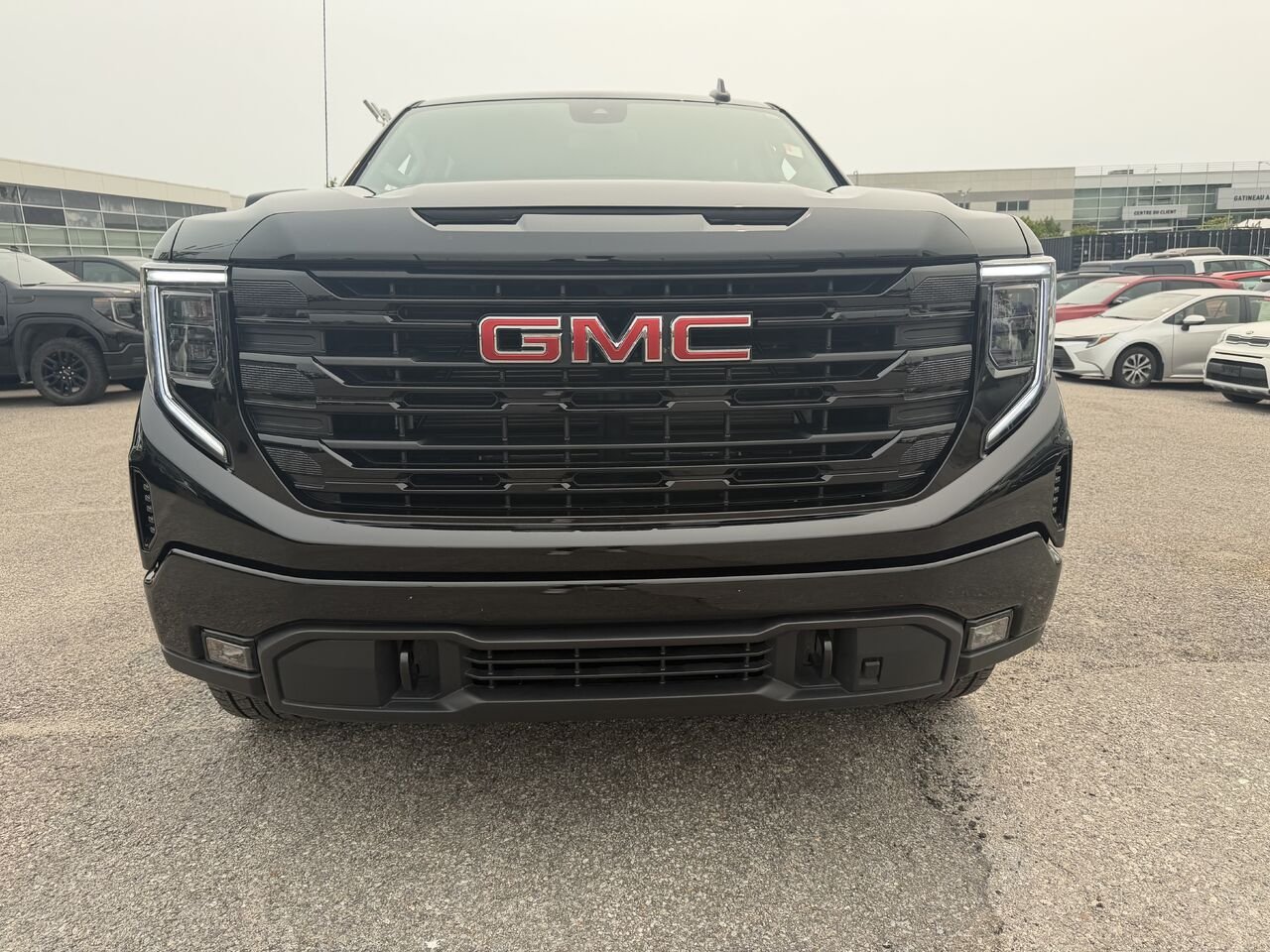 GMC SIERRA K1500 ELEVATION Elevation cabine multiplace 4RM 157 po 2025 Noir Gatineau - photo #14