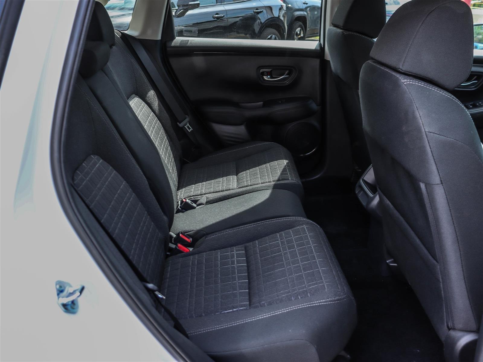 Honda HR-V LX 2025 White Ottawa & Gatineau - photo #14