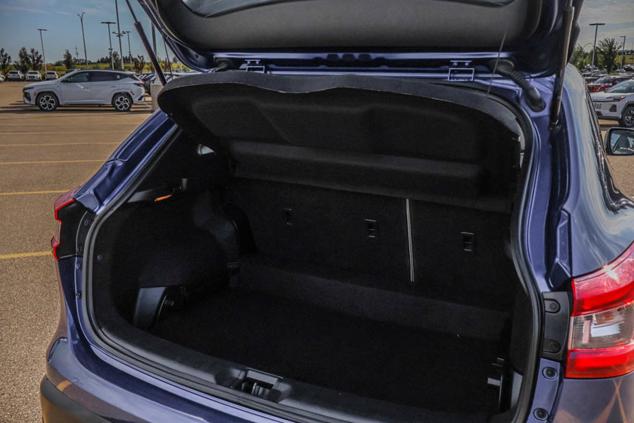 2023 Nissan Qashqai AWD S CVT Blue Sherwood Park - photo #7