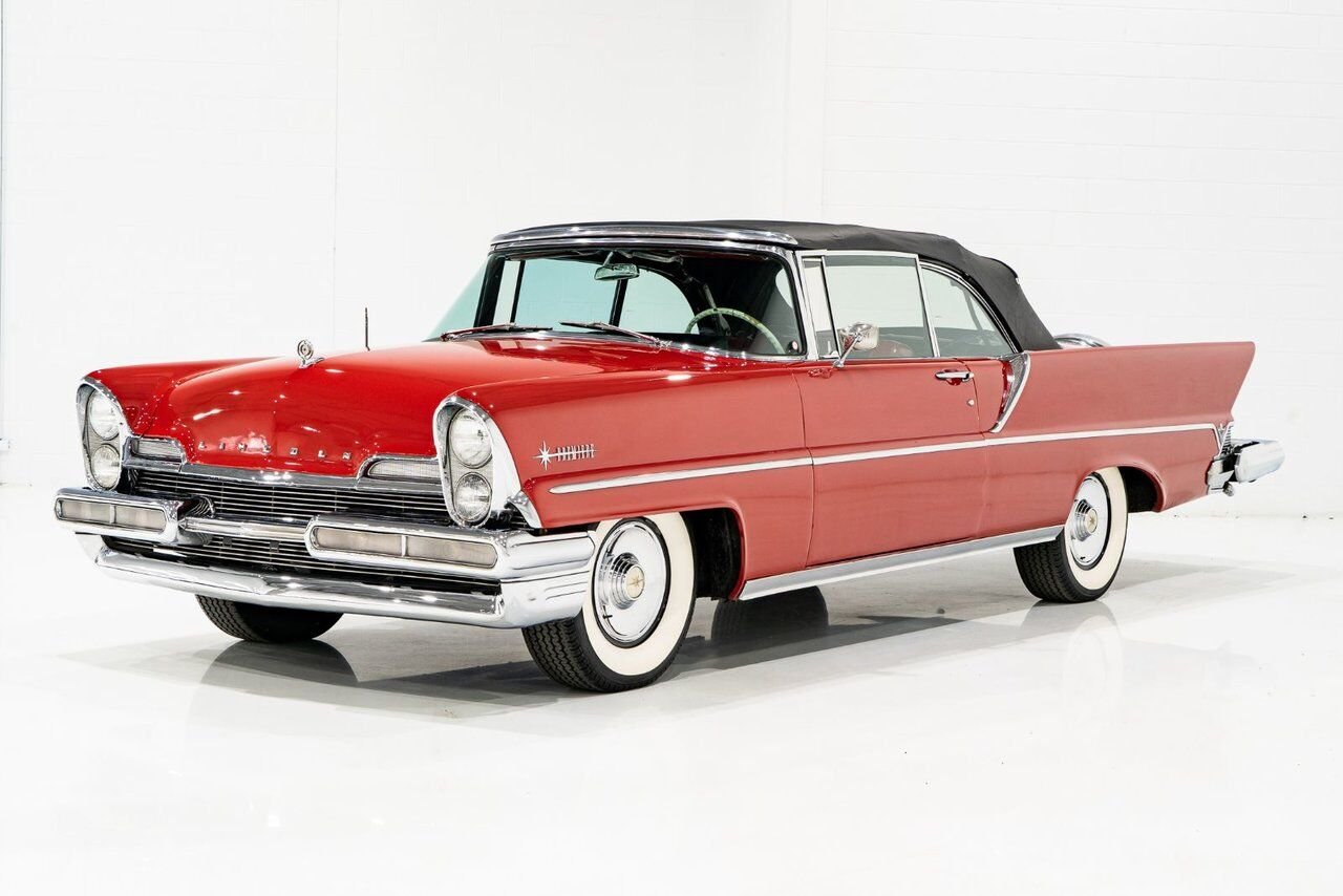 Lincoln Premiere **PRICE IN USD** 1957 Rouge Montréal - photo #58