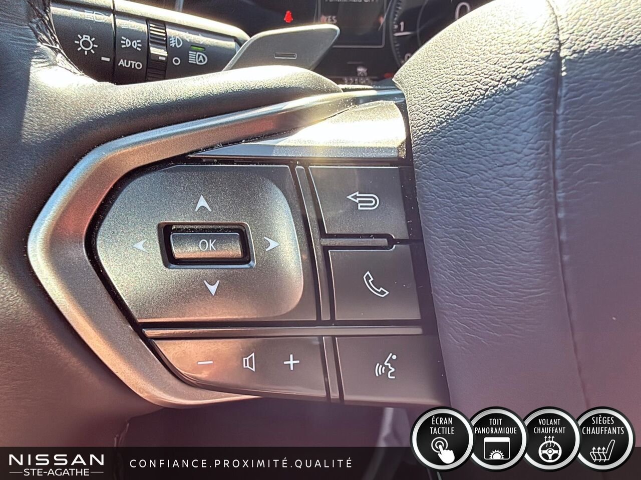 2025 Lexus NX 350 | INTÉRIEUR ROUGE NULUXE | TOIT OUVRANT | AWD Black Saint-Jérôme - photo #15