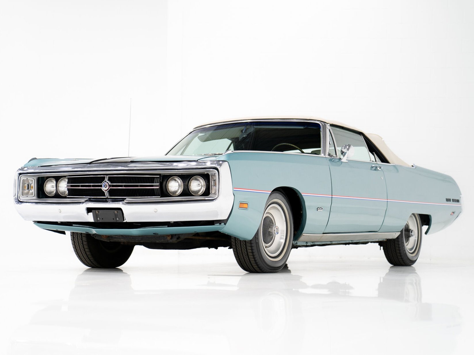 Chrysler 300 1969 Bleu Montréal - photo #19