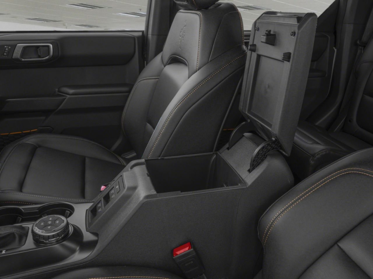 2025 Ford Bronco Shadow Black La Sarre - photo #3