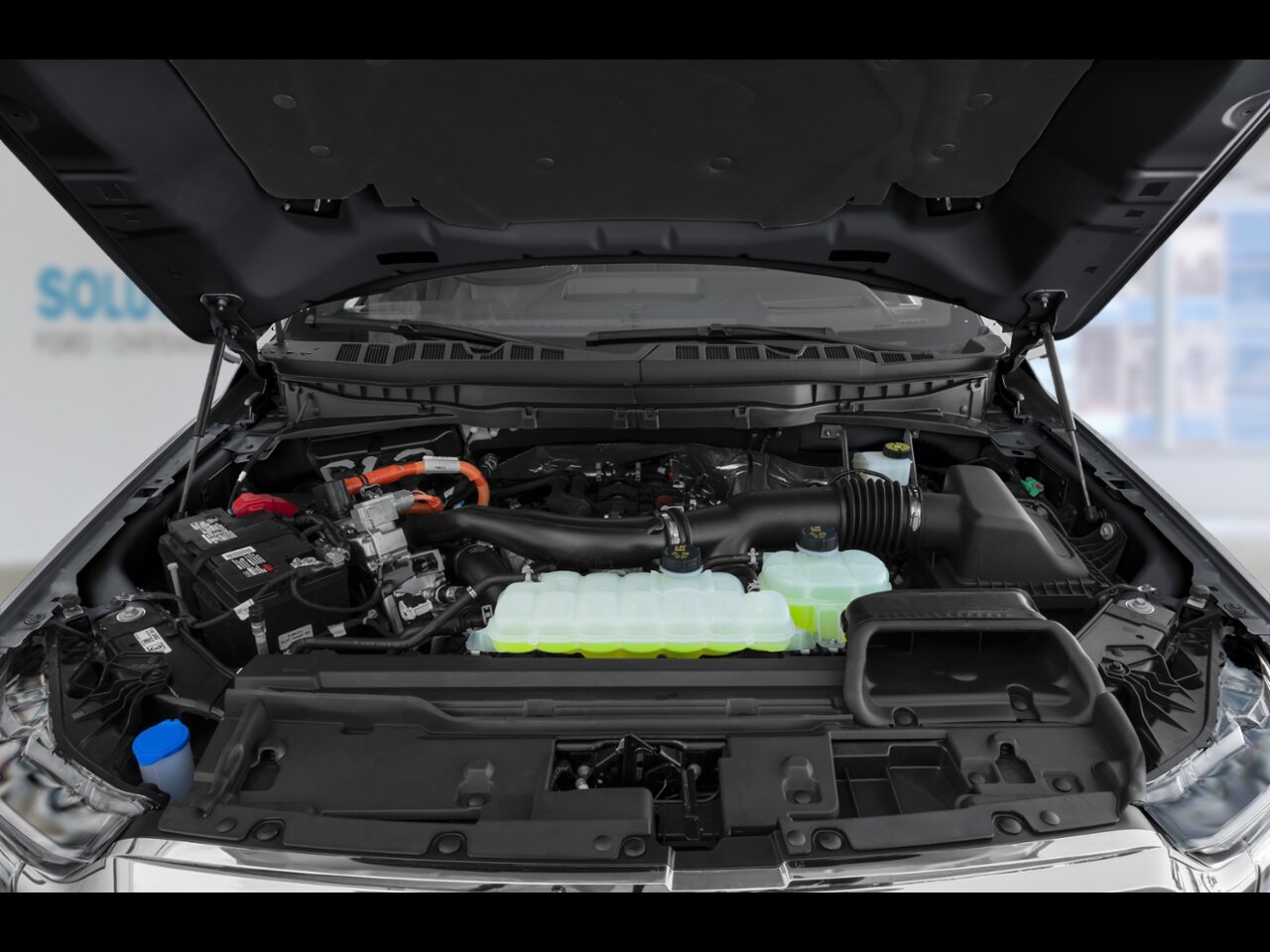 Ford F-150 KING RANCH CABINE SUPERCREW 4RM CAISSE DE 6,5 PI 2026 Noir agate métallisé Châteauguay - photo #2