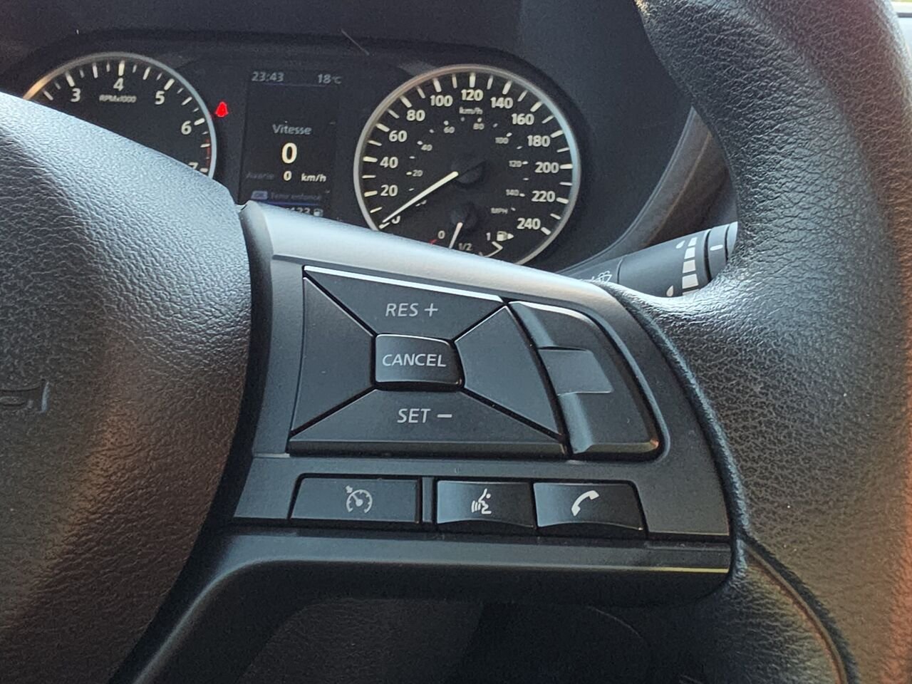 Nissan Sentra S Plus CVT, caméra de recul, commande audio au volant, Apple Carplay 2024 Noir Val-David - photo #10