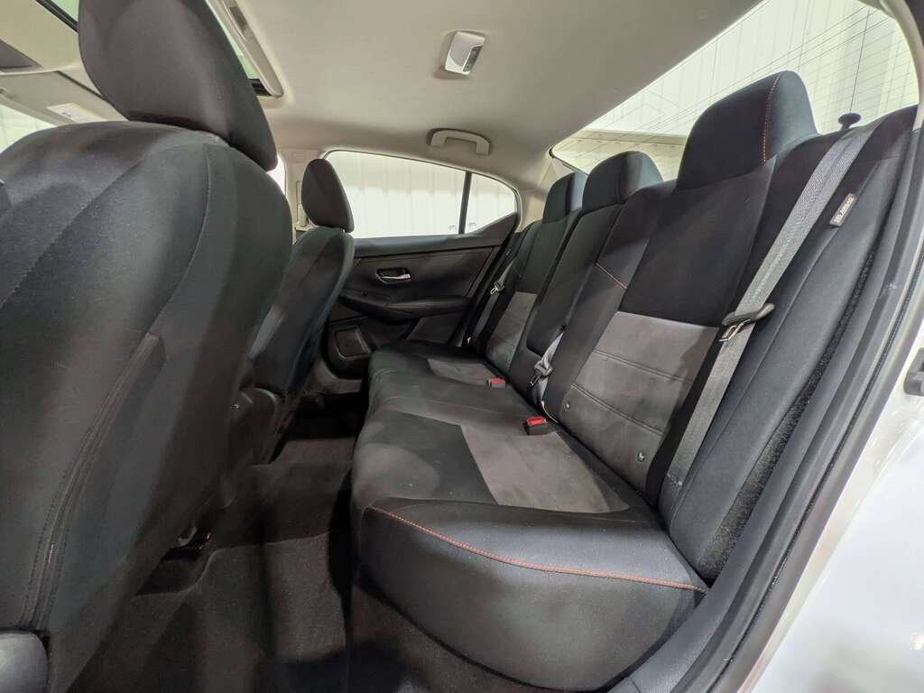 Nissan Sentra SR Manual 2024 Blanc Val-David - photo #10