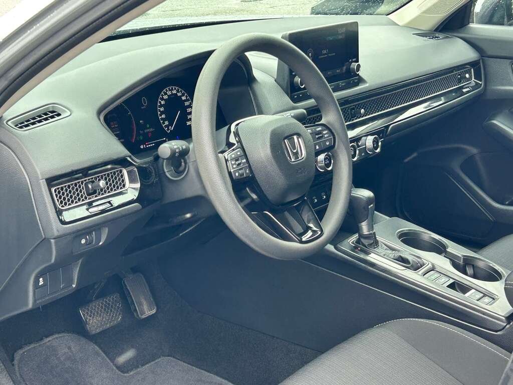 2025 Honda Civic LX Grey Gatineau - photo #10