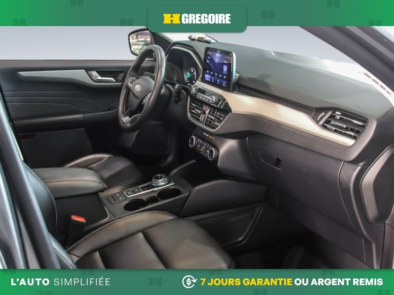2022 Ford Escape Grey Laval - photo #30