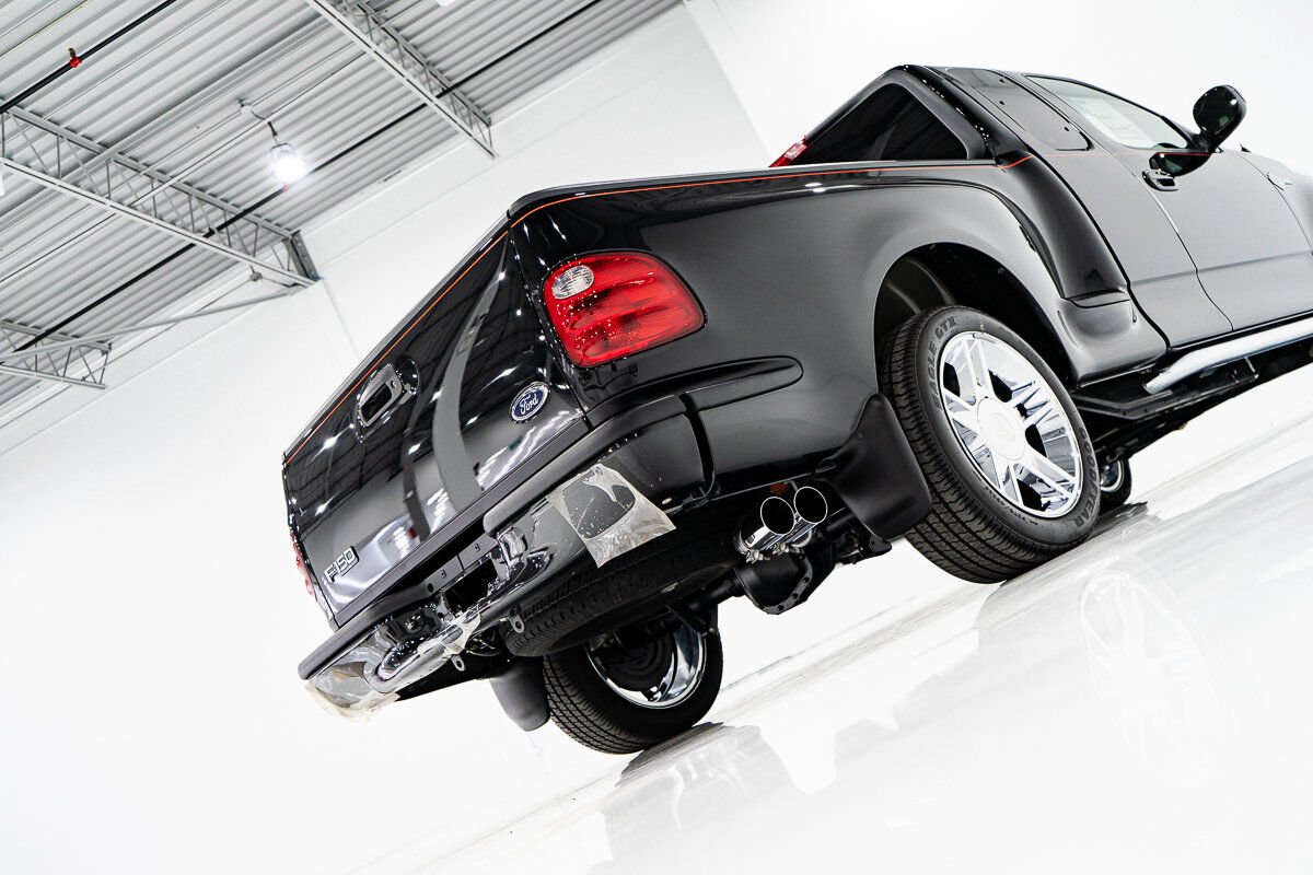 2000 Ford F-150 Harley Davidson Edition In Delivery Packaging Black Montreal - photo #72