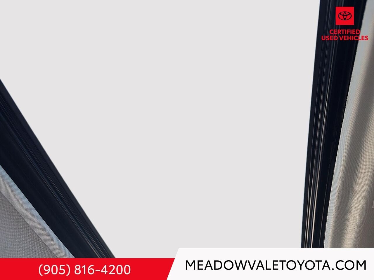 2025 Toyota RAV4 Sunroof, Power Drivers Seat, Heated Front Seats and Steering Wheel, Power Trunk, 17" Alloy's Midnight Black Metallic Mississauga - photo #39