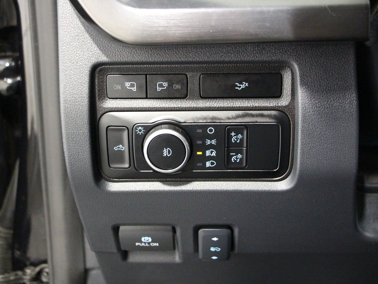 2024 Ford Super Duty F-250 SRW LARIAT F250 LARIAT CREW CAB Black Châteauguay - photo #19