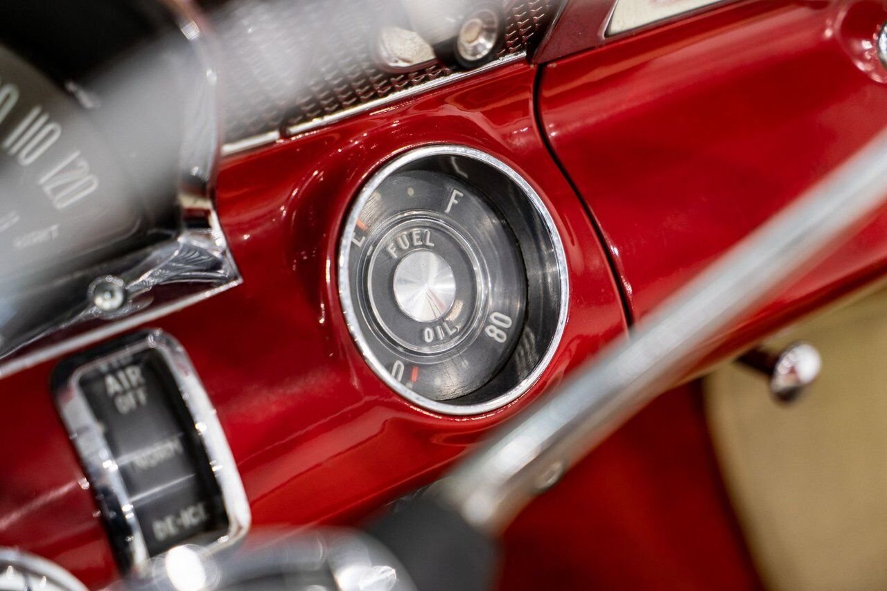 Pontiac Starchief **PRIX EN USD** Beautifully presented from former restoration 1955 Blanc Montréal - photo #62