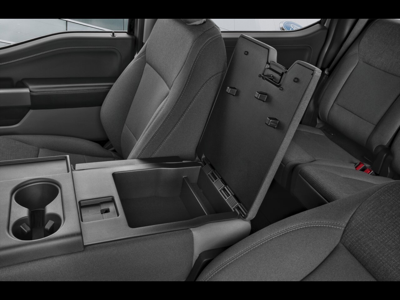 2026 Ford F-150 Agate Black Metallic Saint-Eustache - photo #4