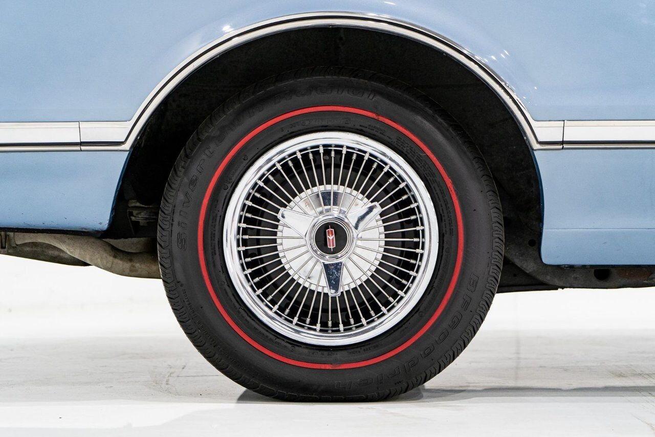 1966 Oldsmobile 442 PRIX EN USD | Matching# 400cu.in. 4-Speed Blue Montreal - photo #47